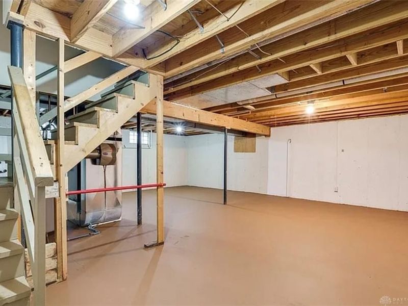 925 Scenic Knoll Knoll, Tipp City, OH 45371 Photo 29