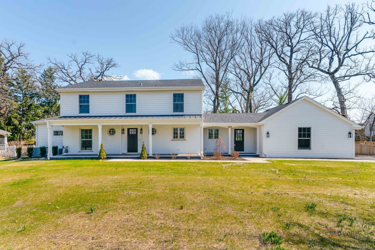 707 Brierhill Road , Deerfield, IL 60015