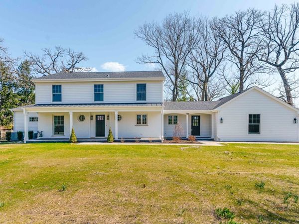 707 Brierhill Road , Deerfield, IL 60015