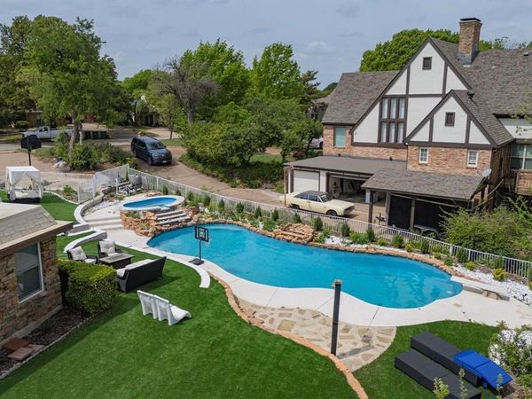 504 Cholla Court, Fort Worth, TX 76112