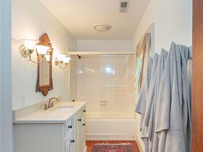 412 Sixth Street , Marietta, OH 45750 Photo 21