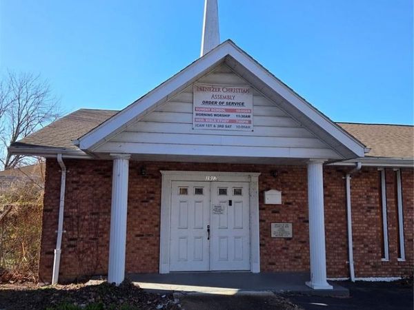 1906 Chippewa Street, St Louis, MO 63118