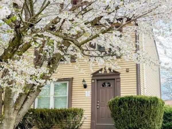 11 STRAND COURT , OWINGS MILLS, MD 21117