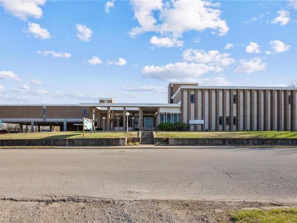 710 W 8th Street, Fort Scott, KS 66701