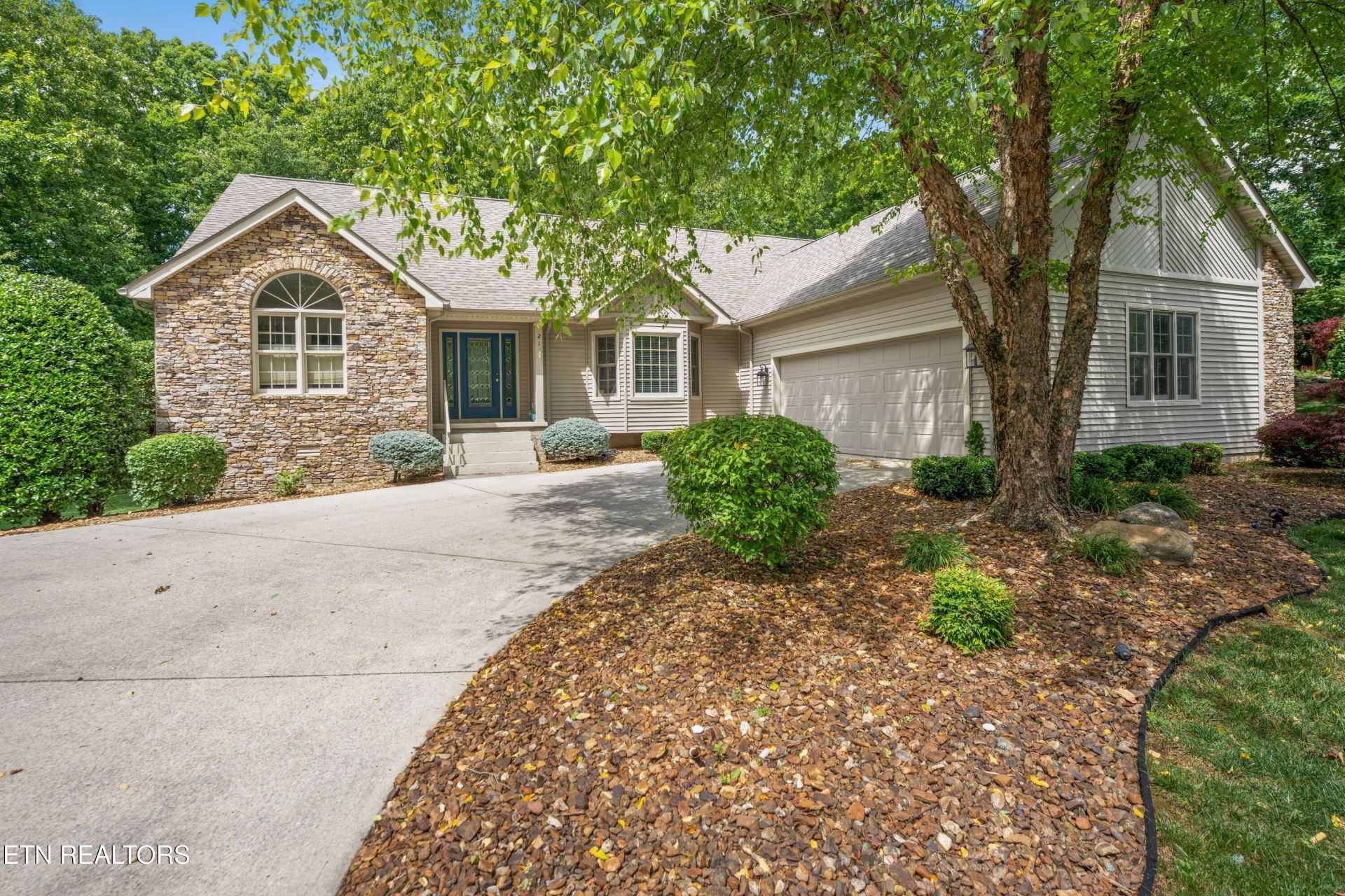 21 Lexham Court Crossville, TN 38558