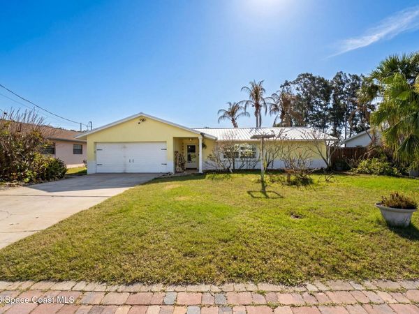 2047 Barracuda Avenue , Melbourne Beach, FL 32951