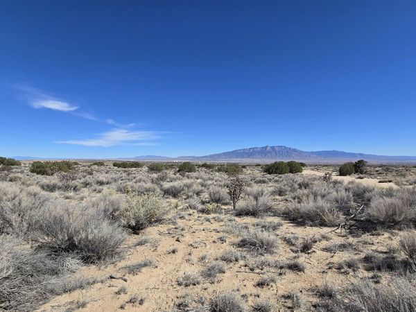 3821 Jennifer Road NE, Rio Rancho, NM 87144