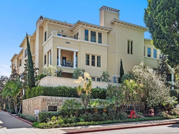 100 S Orange Grove Boulevard, Unit 302, Pasadena, CA 91105