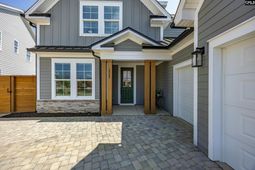 2028 Shallow Bluff Court photo 4