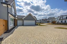 2028 Shallow Bluff Court photo 4