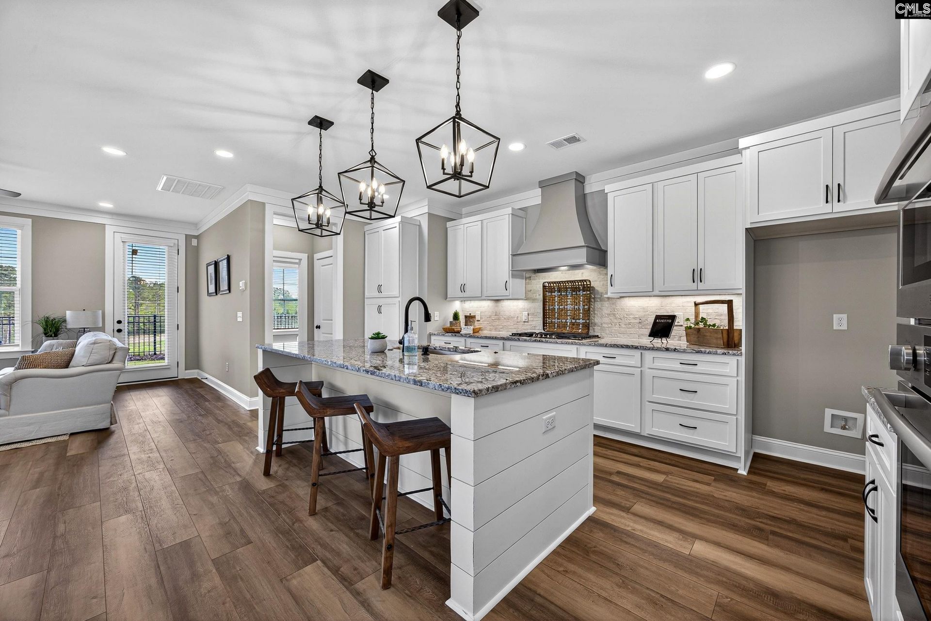 2028 Shallow Bluff Court Photo 5