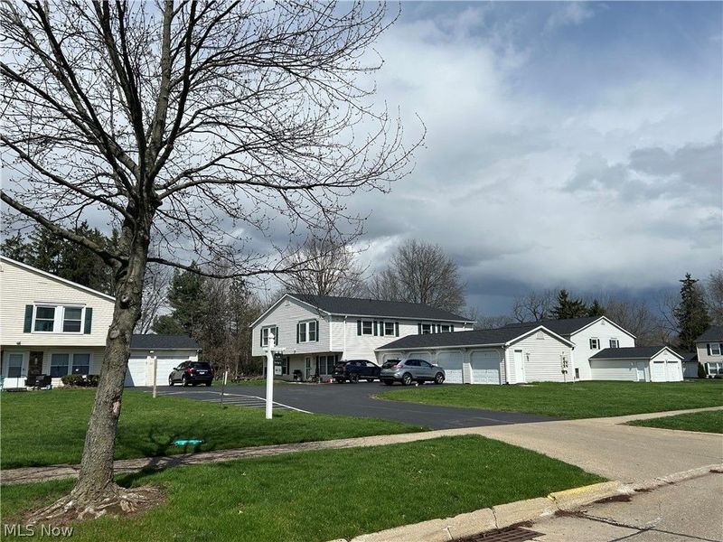 175 Ivy Hill Lane, Unit B-46, Medina, OH 44256 Photo 14