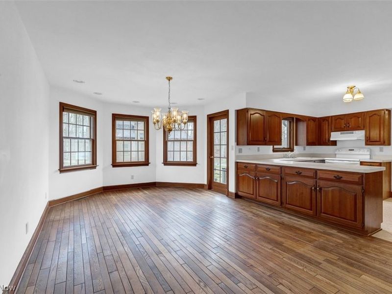 12560 Bass Lake Road, Chardon, OH 44024 Photo 13