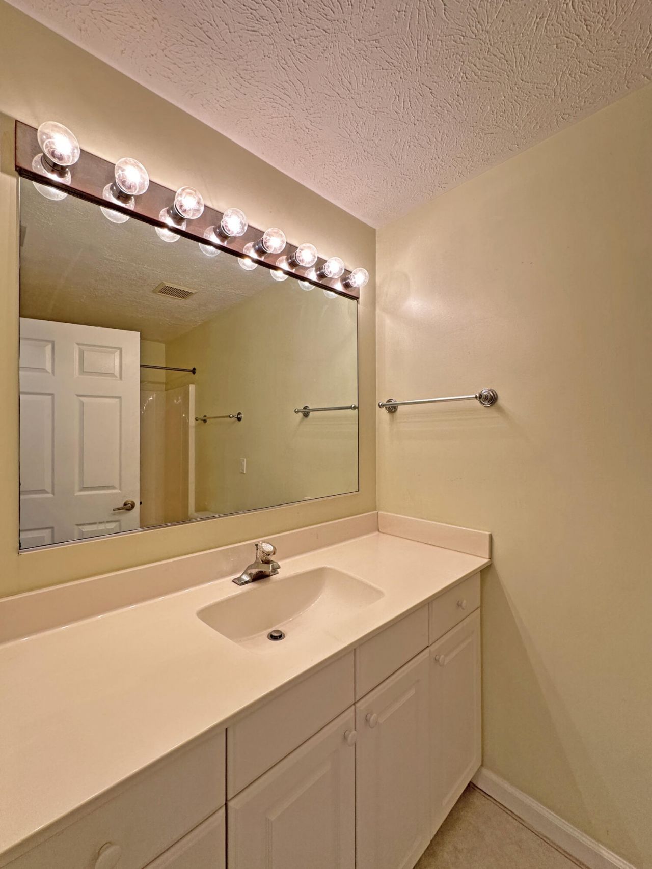 2130 SE Wild Meadow Circle, Port Saint Lucie, FL 34952 Photo