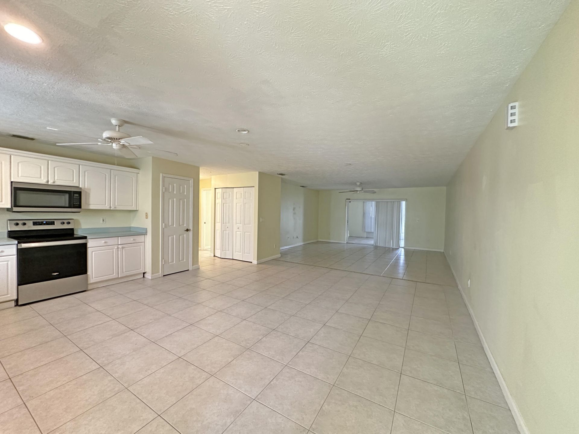 2130 SE Wild Meadow Circle, Port Saint Lucie, FL 34952 Photo