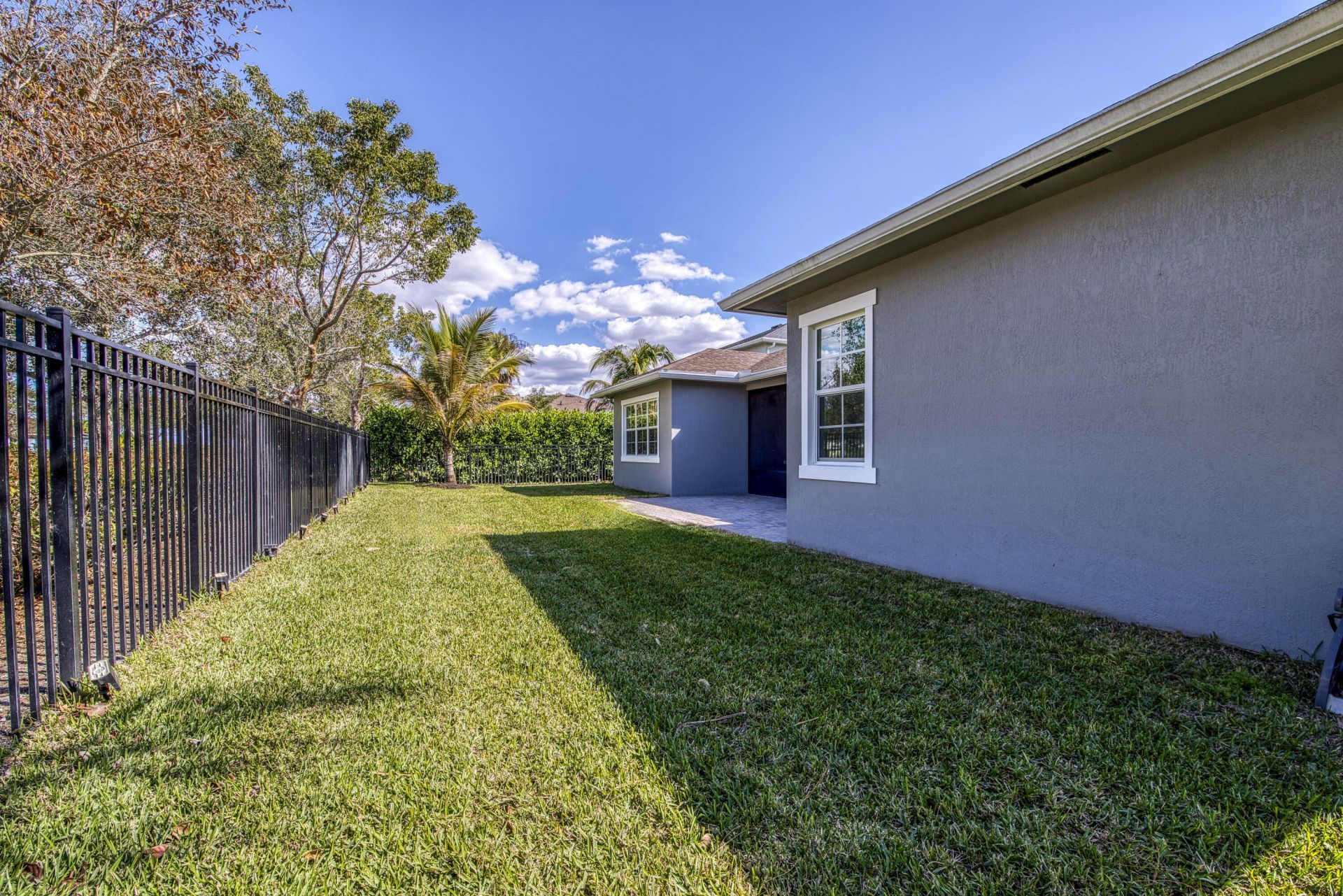 19017 Fly Rod Run, The Acreage, FL 33470 Photo