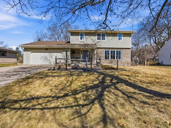 9736 Oxborough Road, Bloomington, MN 55437