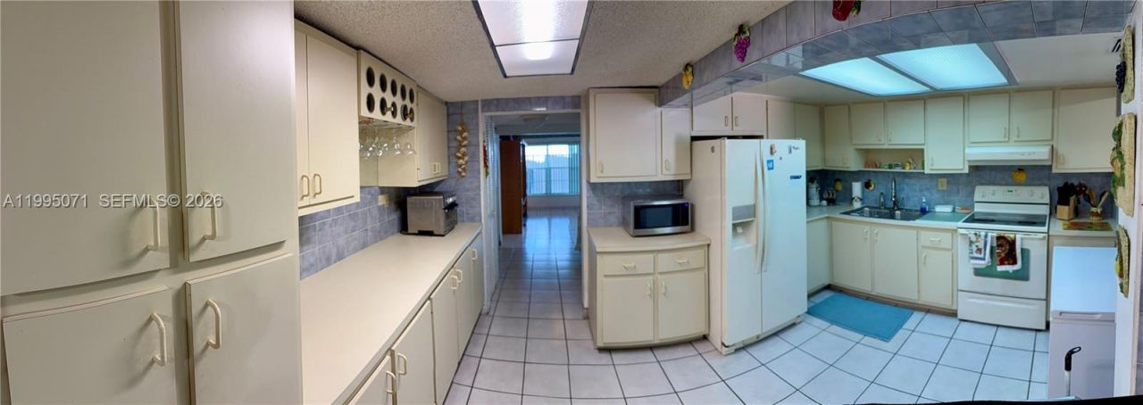 7725 W 10th Ave , Hialeah, FL 33014 Photo