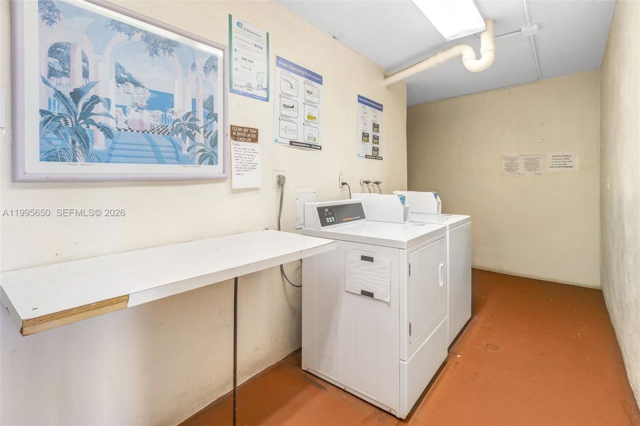 9820 S Hollybrook Lake Dr, Unit 106, Pembroke Pines, FL 33025 Photo