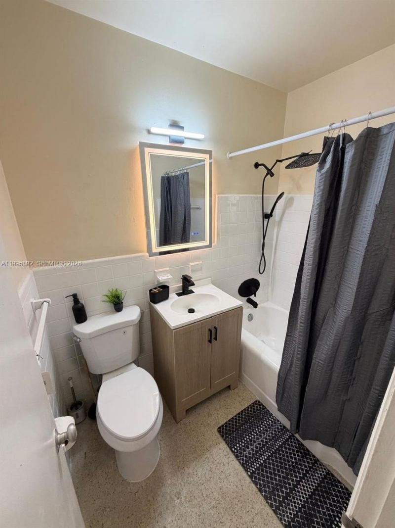 1111 N Victoria Park Rd, Unit 3, Fort Lauderdale, FL 33304 Photo