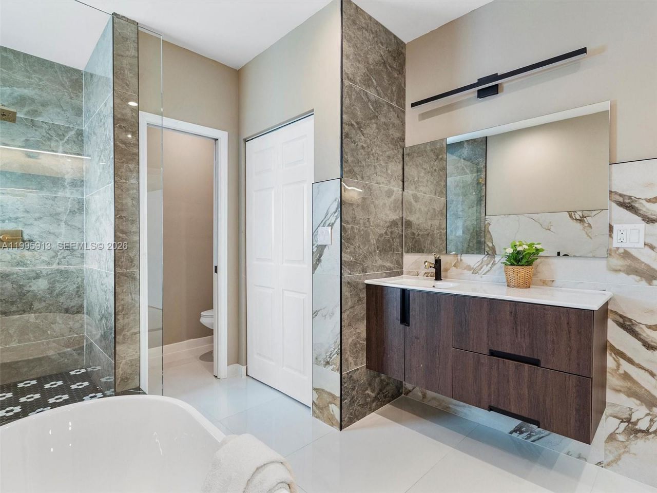 1500 Biarritz Dr , Miami Beach, FL 33141 Photo