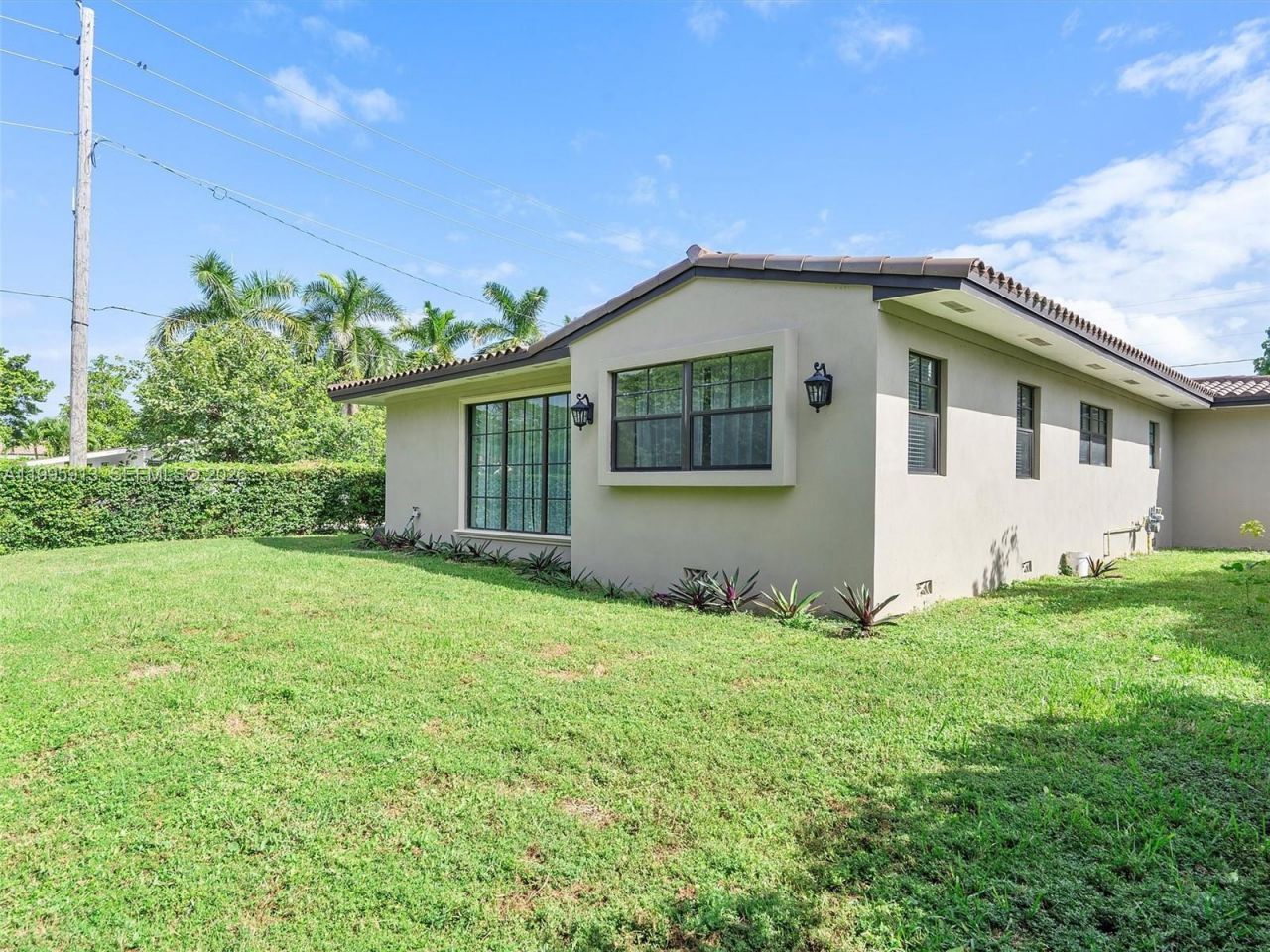 1500 Biarritz Dr , Miami Beach, FL 33141 Photo