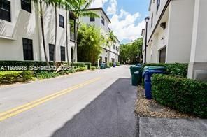 8375 NW 51st Ter, Unit 1, Doral, FL 33166 Photo