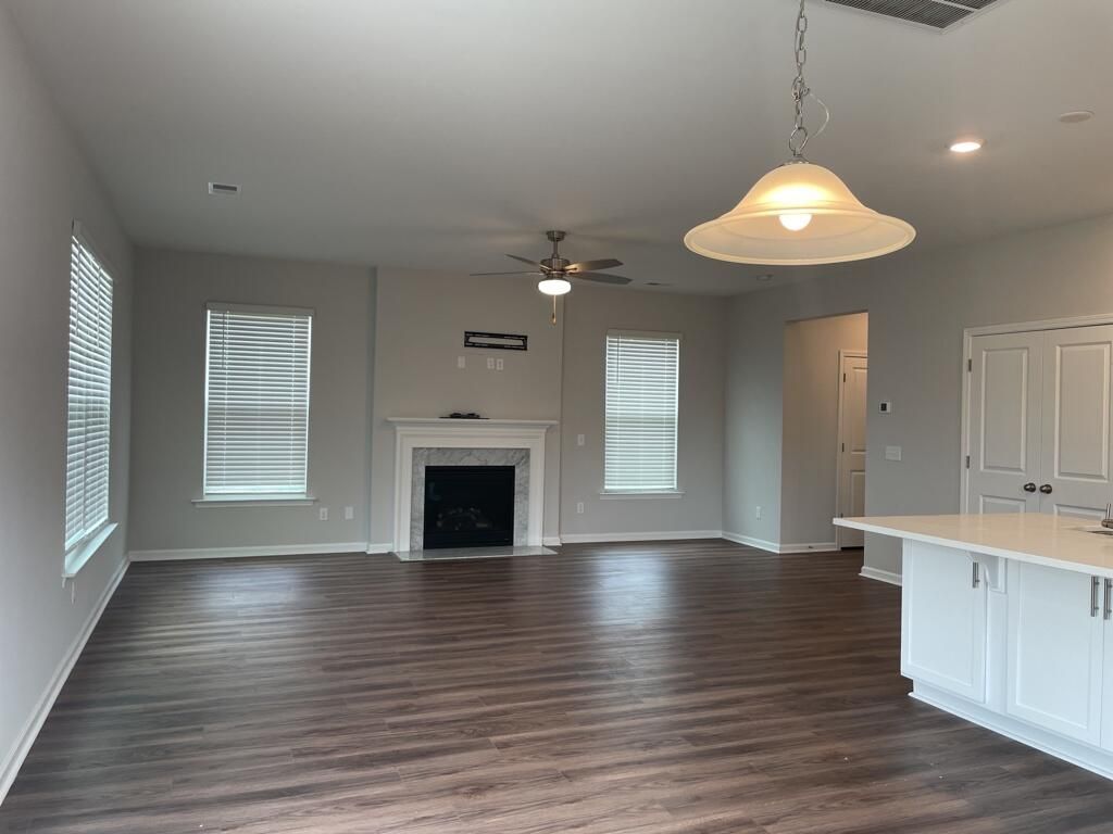 2903 Siebold Drive Photo 5