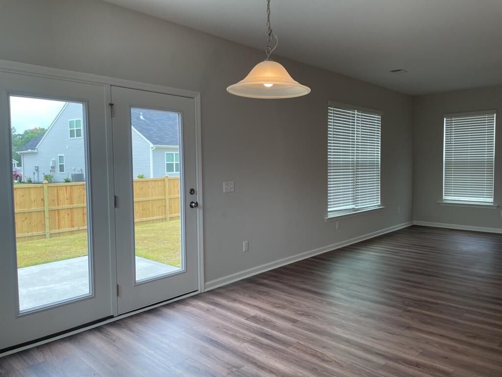 2903 Siebold Drive Photo 6