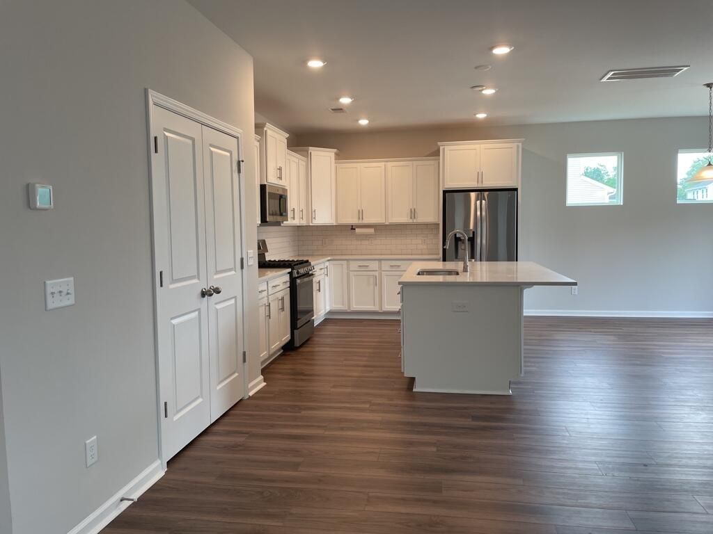 2903 Siebold Drive Photo 8