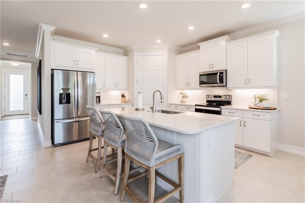 267 Tamarindo Ln, Naples, FL 34114 Photo