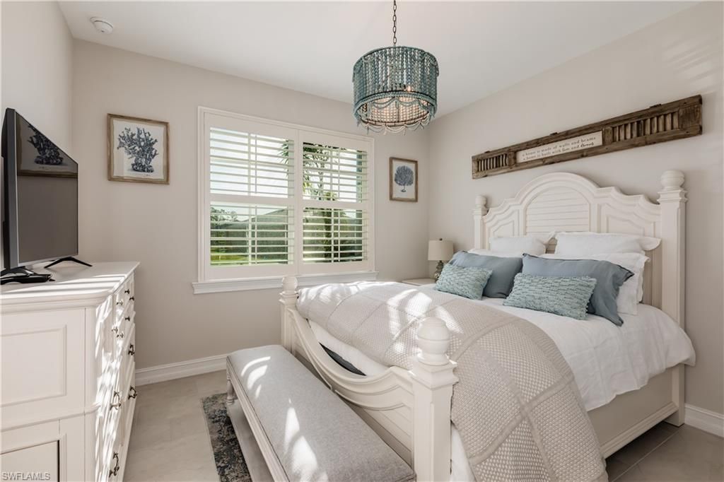 267 Tamarindo Ln, Naples, FL 34114 Photo