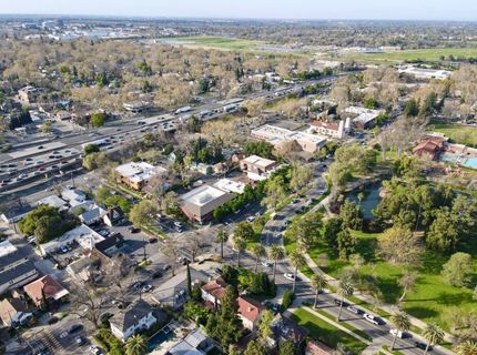 716-722 Alhambra Blvd, Sacramento, CA 95816 Photo