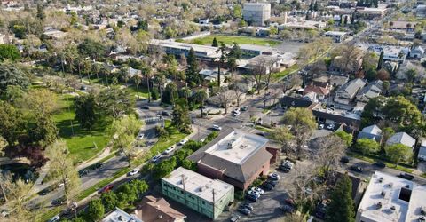 716-722 Alhambra Blvd, Sacramento, CA 95816 Photo