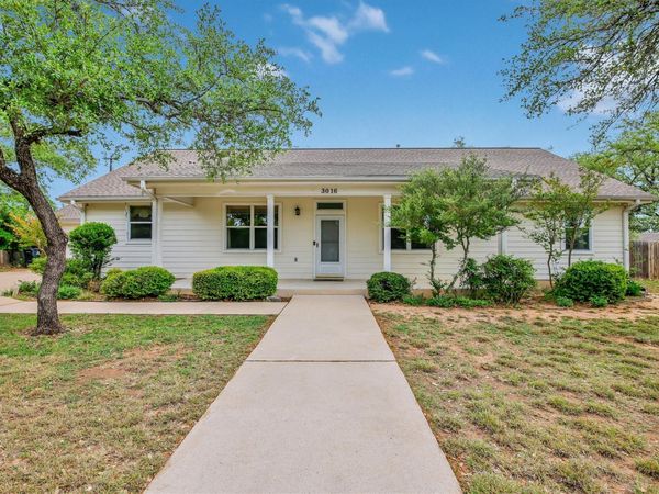 3016 Tradewind DR, Spicewood, TX 78669