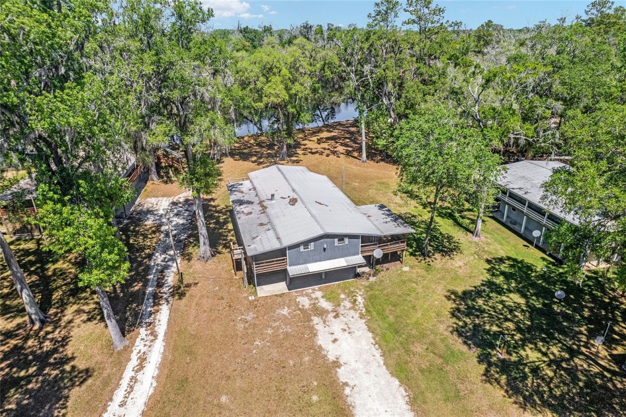 7870 SW 25th Place , Bell, FL 32619 Photo