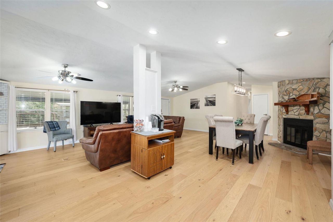 7870 SW 25th Place , Bell, FL 32619 Photo