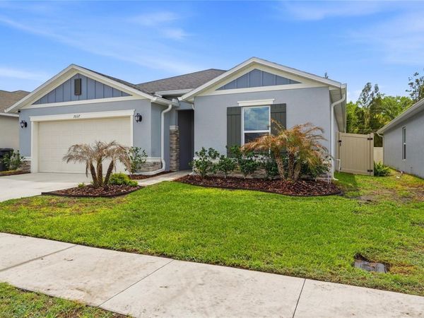 7037 CRUZ COURT , LAKELAND, FL 33813