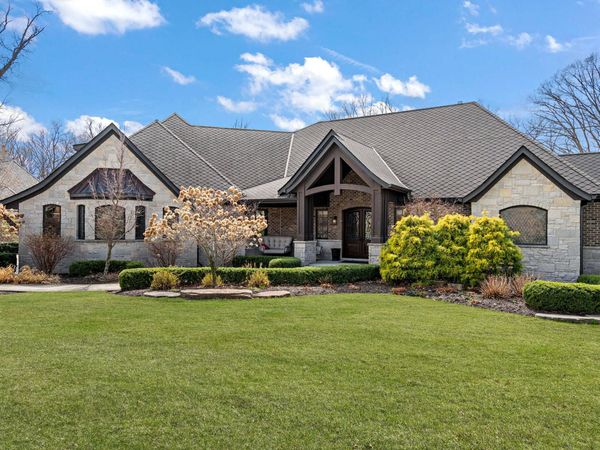 1021 Foy Court, Crown Point, IN 46307