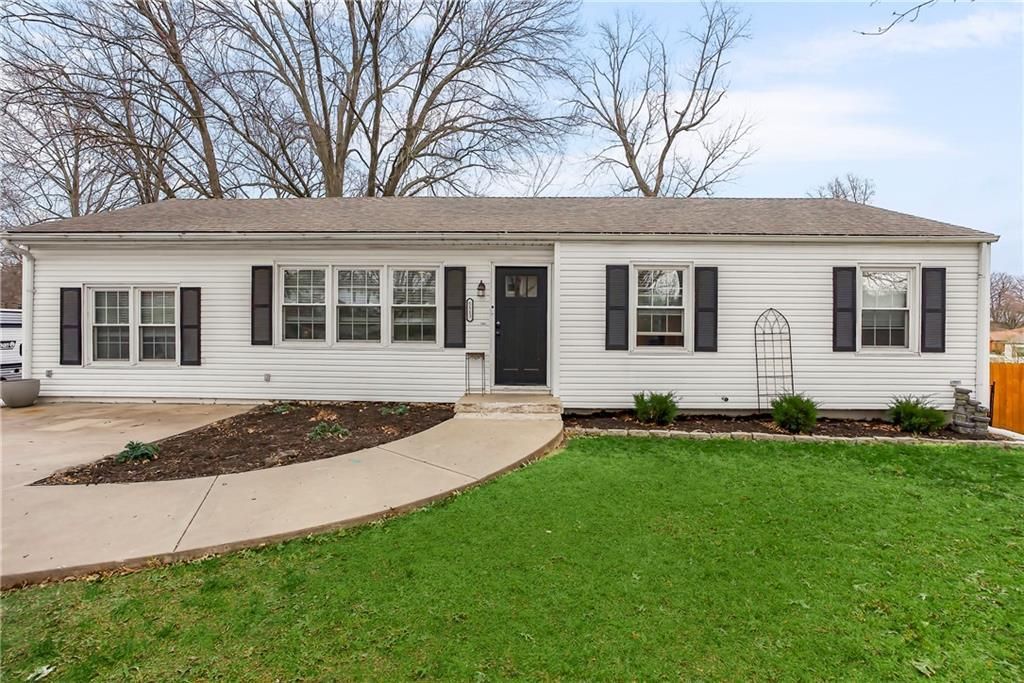 5113 N Wayne Avenue, Kansas City, MO 64118 Main Photo