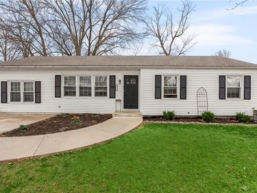 5113 N Wayne Avenue, Kansas City, MO 64118