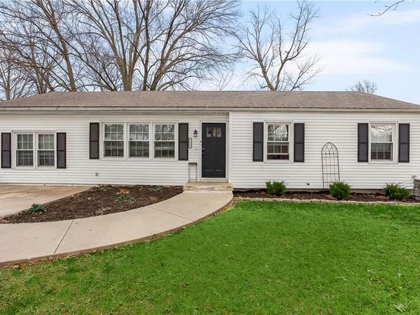 5113 N Wayne Avenue, Kansas City, MO 64118