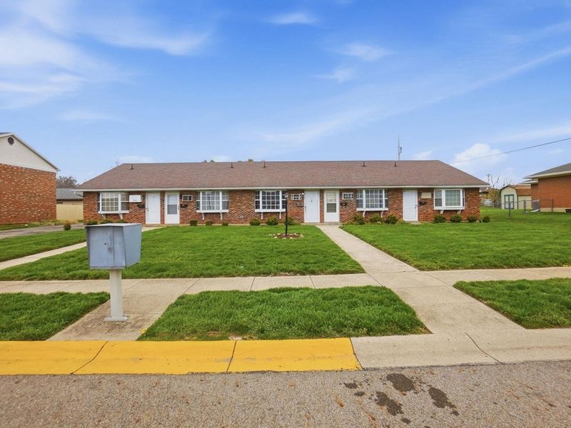 1052 Cheyenne Avenue, Unit 1052, Springfield, OH 45503 Photo 2