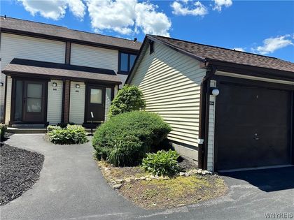 304 Charlesgate Circle Amherst, NY 14051