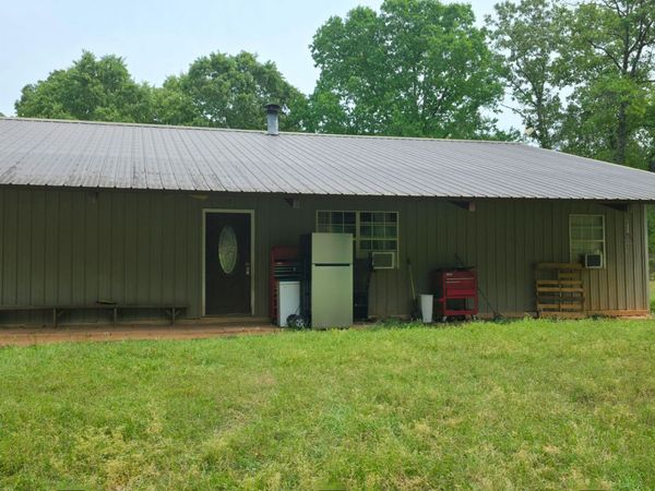 2002 Sherwood Drive, McComb, MS 39648