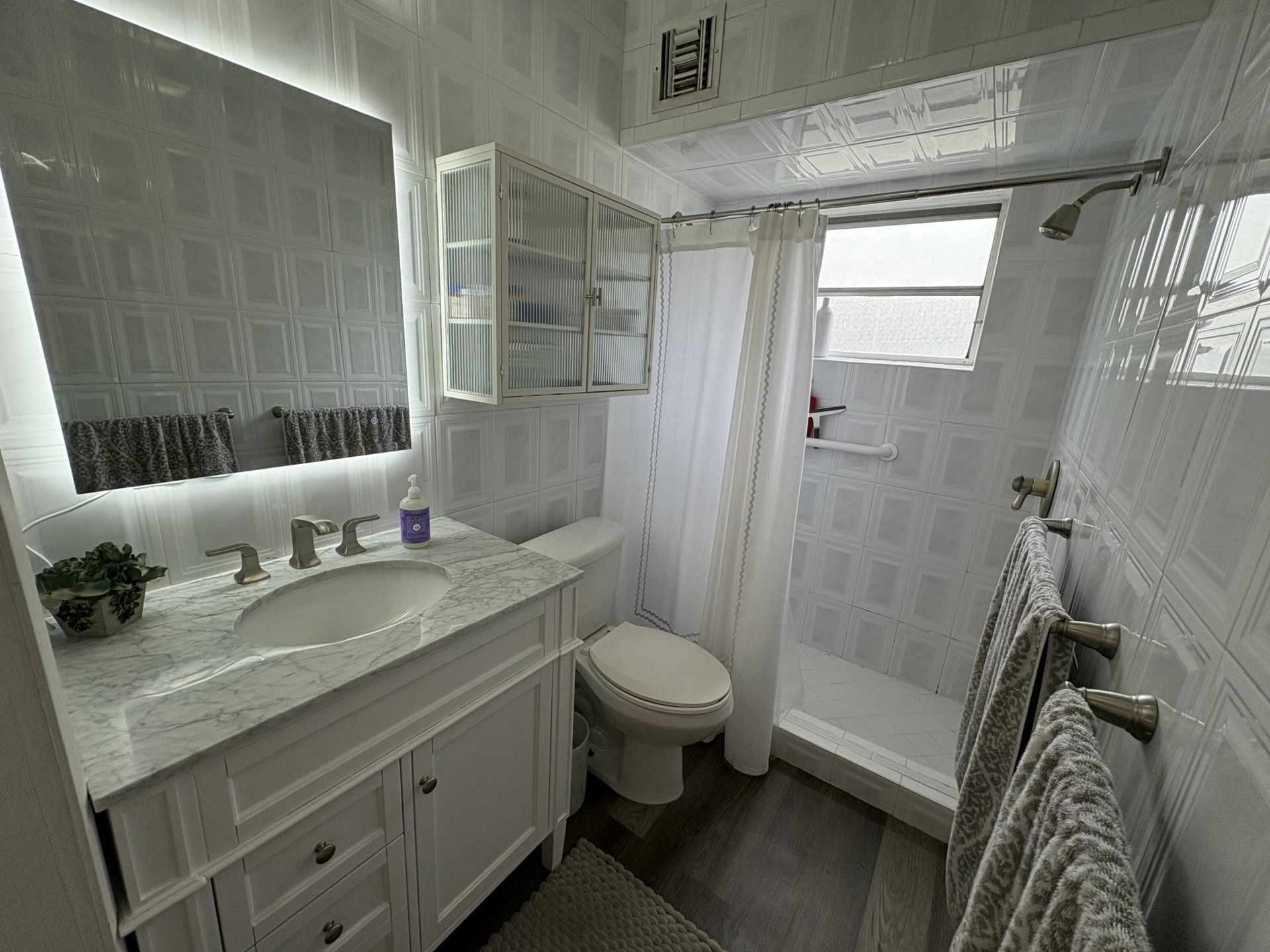 609 NE 13th Avenue, Unit 101, Fort Lauderdale, FL 33304 Photo