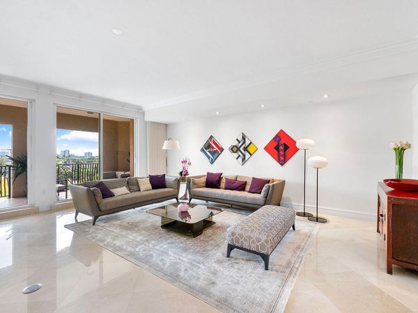 1 N Ocean Boulevard, Unit 402, Boca Raton, FL 33432