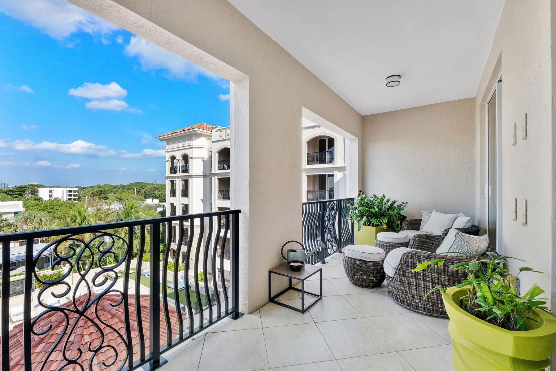 1 N Ocean Boulevard, Unit 402, Boca Raton, FL 33432 Photo