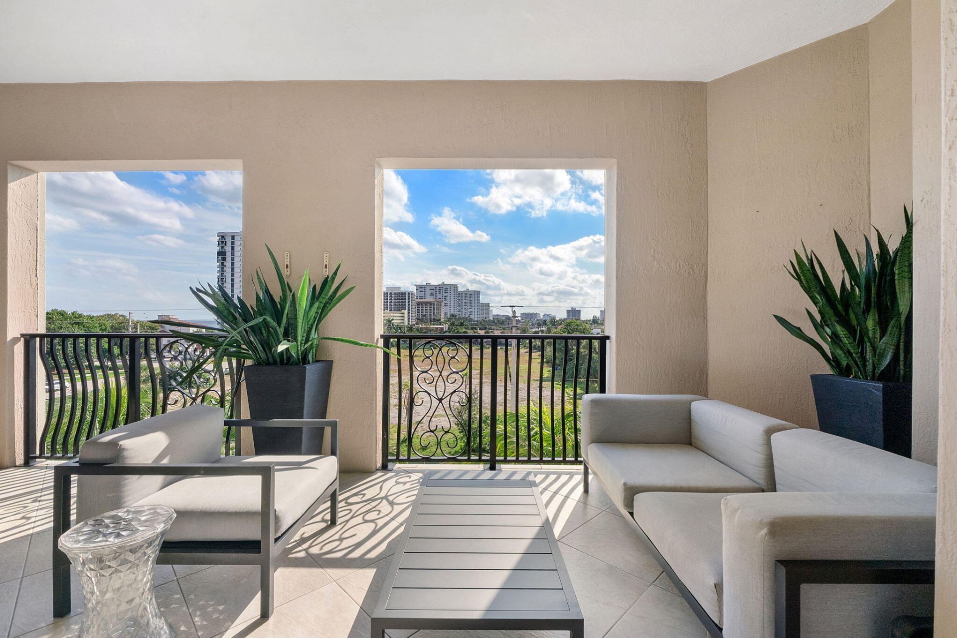 1 N Ocean Boulevard, Unit 402, Boca Raton, FL 33432 Photo