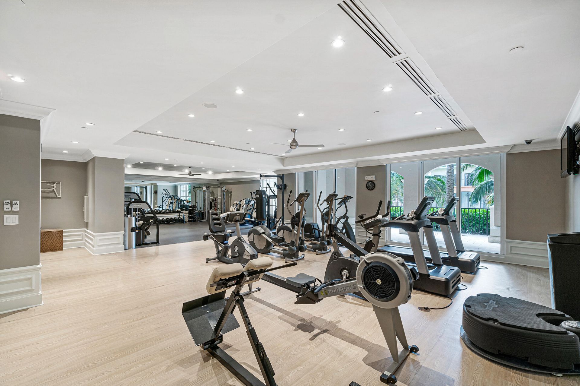 1 N Ocean Boulevard, Unit 402, Boca Raton, FL 33432 Photo